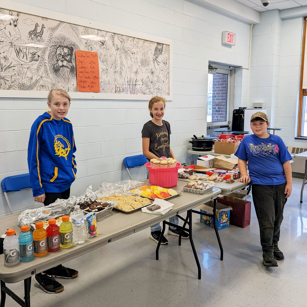 Students sell concessions at the tournament