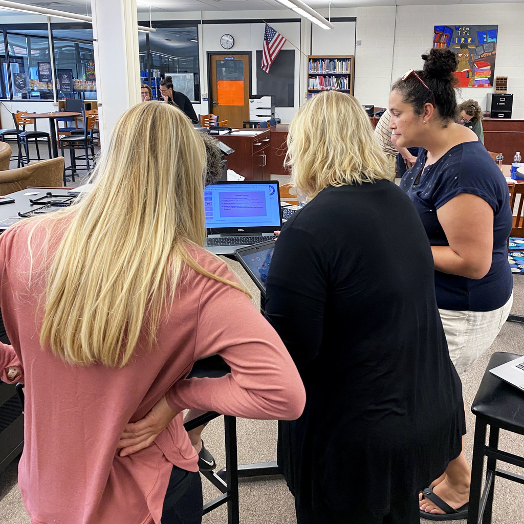 Teachers try out new technologies